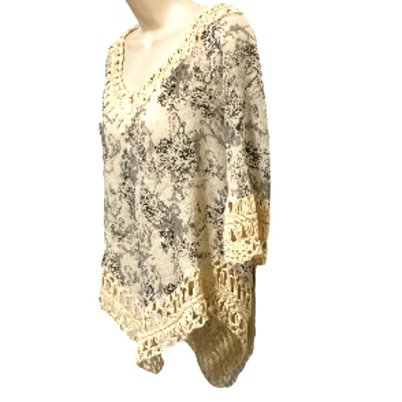COCO and CARMEN Crochet Lace Boho Chic Roses Bell Sleeves Top Small Medium - Picture 3 of 16